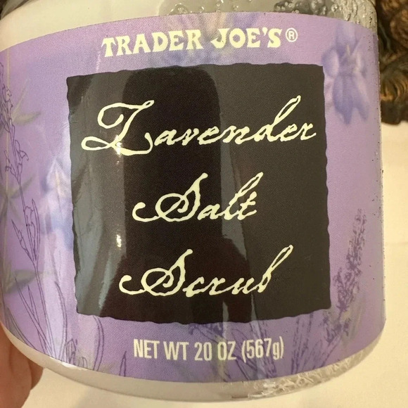 TRADER JOE'S LAVENDER SALT SCRUB 20oz Spa Skin Care Beauty Exfoliate Moisturizer - Picture 2 of 3